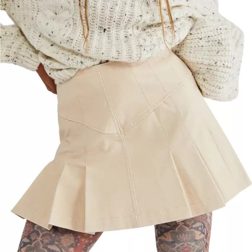 New Free People Sugar & Spice Vegan Leather Mini Skirt Pleated Ivory Sz 14
